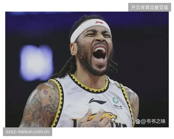 莫兰德延续了其在防守端的强悍表现，是辽宁队内线不可或缺的屏障